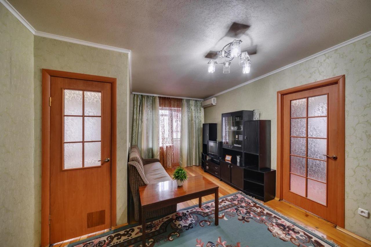 Apartment - Sobornyi Prospect 93 Zaporizhia Dış mekan fotoğraf