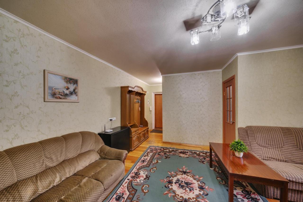 Apartment - Sobornyi Prospect 93 Zaporizhia Dış mekan fotoğraf