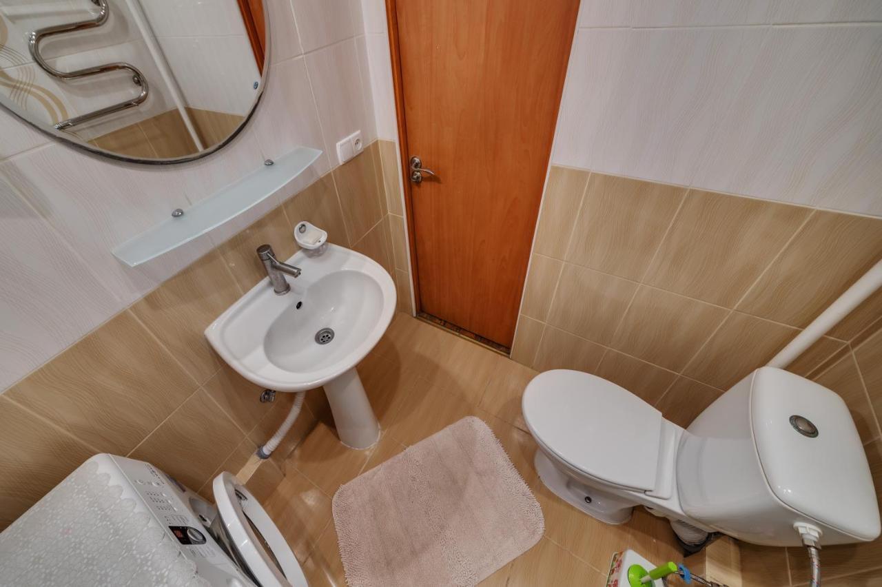 Apartment - Sobornyi Prospect 93 Zaporizhia Dış mekan fotoğraf