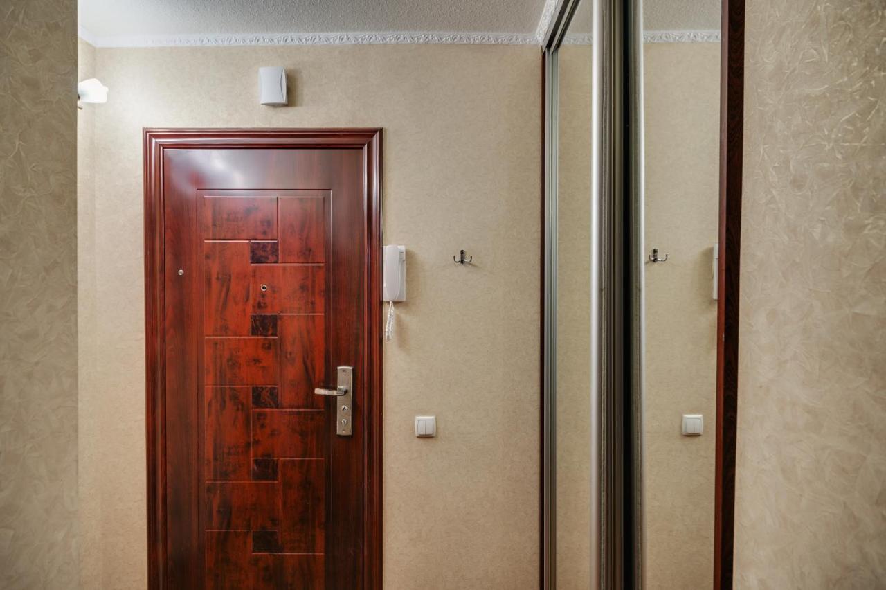 Apartment - Sobornyi Prospect 93 Zaporizhia Dış mekan fotoğraf